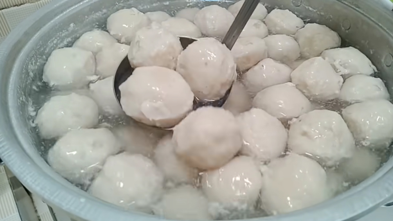 Resep Bakso Sapi Blender Homemade Kenyal dan Gurih