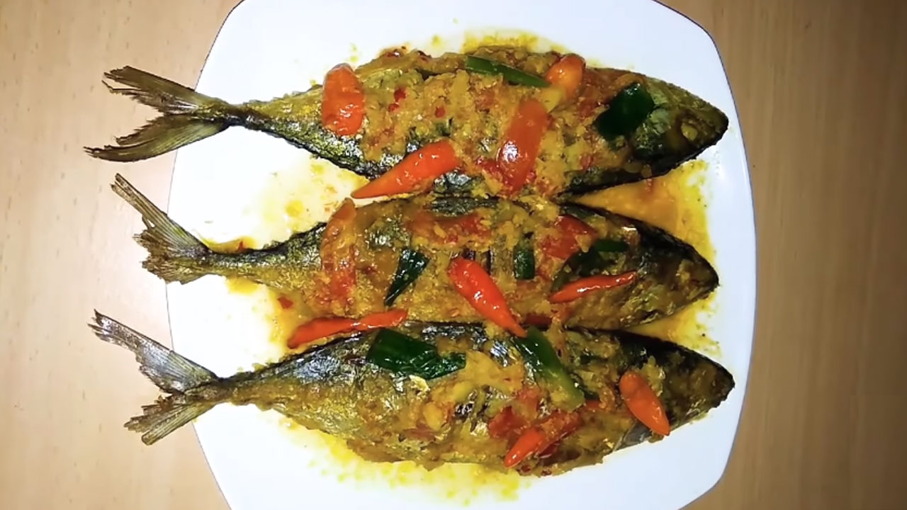 Foto Resep Pesmol Ikan Kembung, Gurih dan Segar ala Rumahan